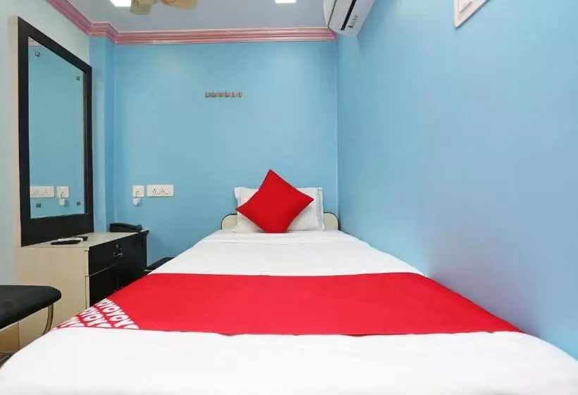 ホテル Oyo 36039 Sri Vinayak Residency