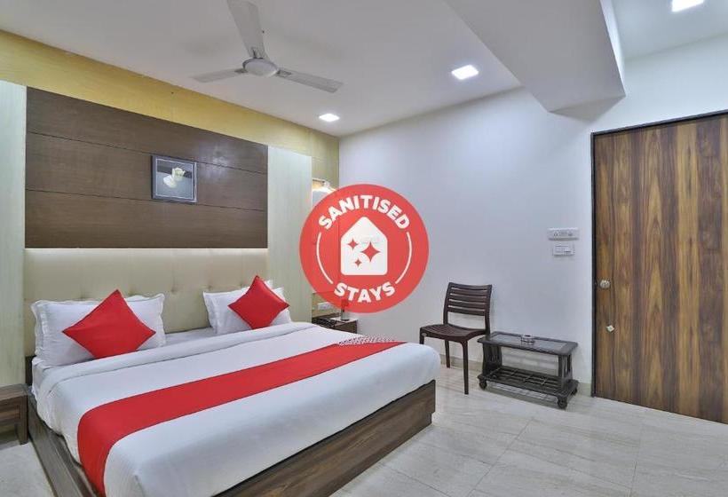 Collection O Hotel Acropole Inn