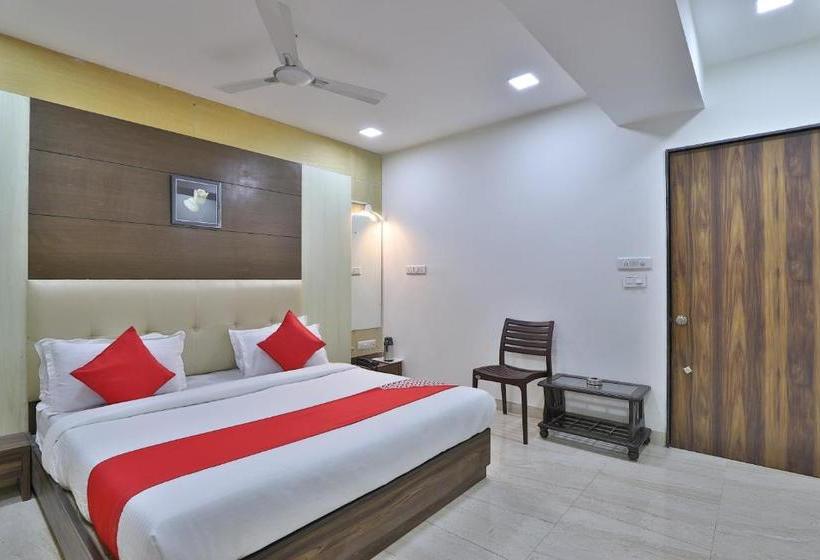 Collection O Hotel Acropole Inn