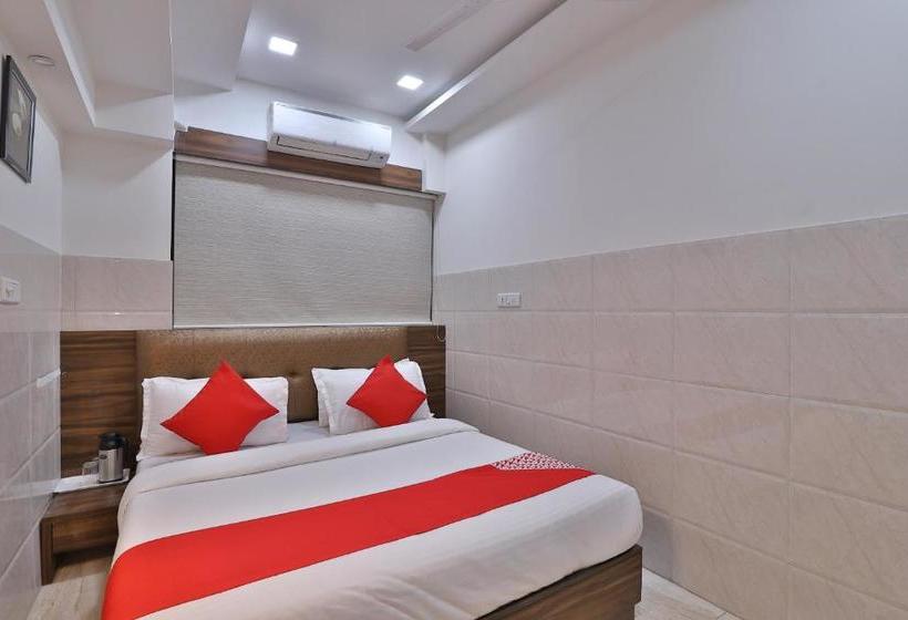 Collection O Hotel Acropole Inn