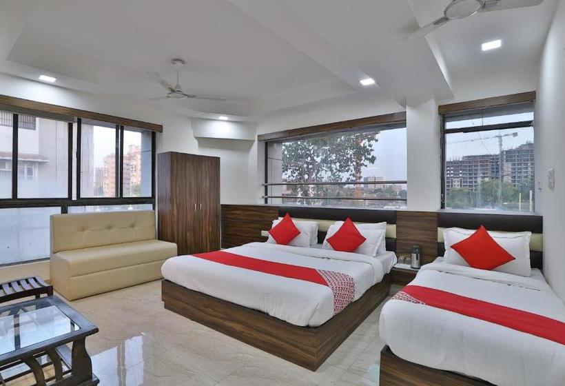 Collection O Hotel Acropole Inn