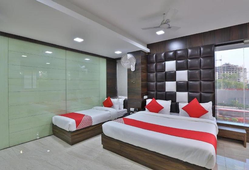 Collection O Hotel Acropole Inn