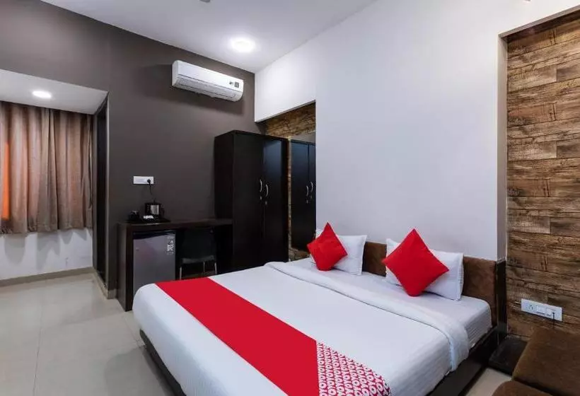 هتل Capital O 70170  Grand Palace Banquet