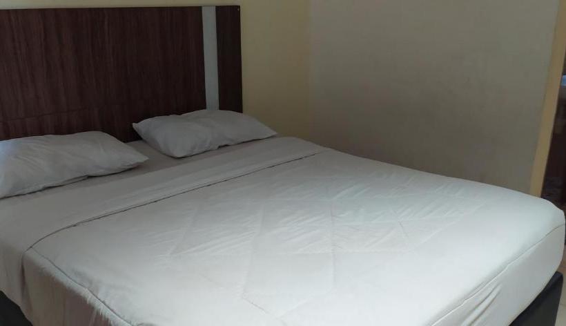 בית מלון כפרי Oyo 90108 Oggi Guesthouse