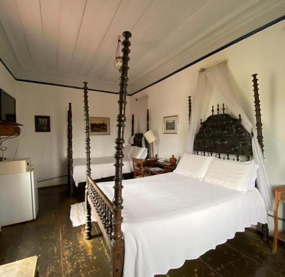 פנסיון Pouso Do Chico Rey