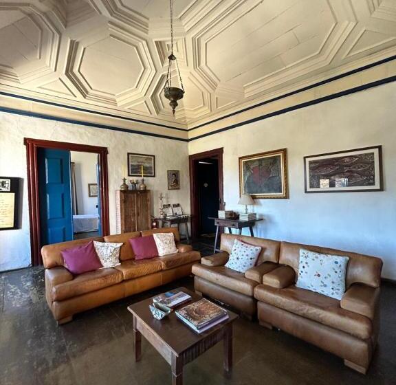 פנסיון Pouso Do Chico Rey