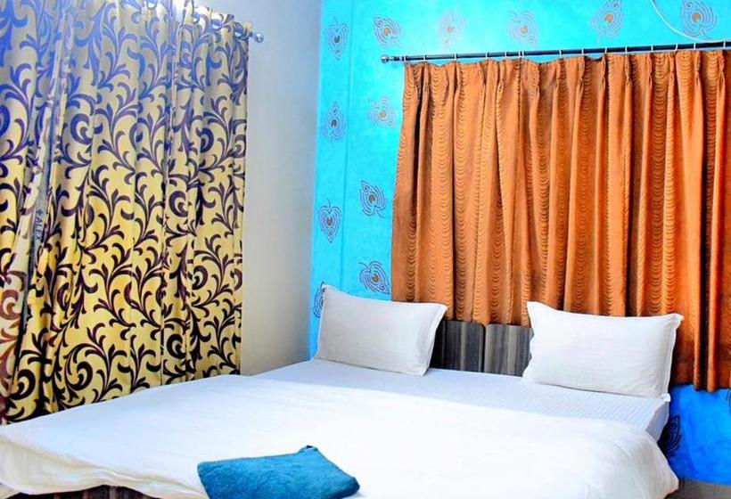 Pensão The Tavern Orchid