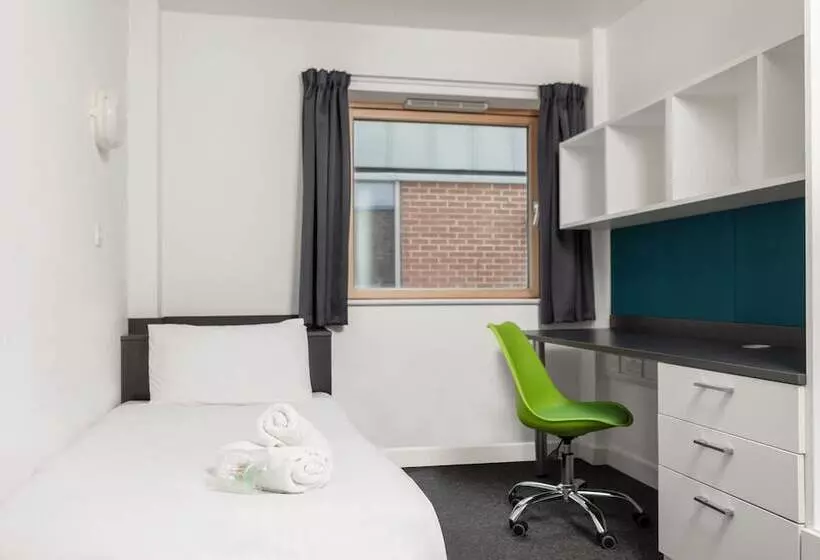 Wenlock Court