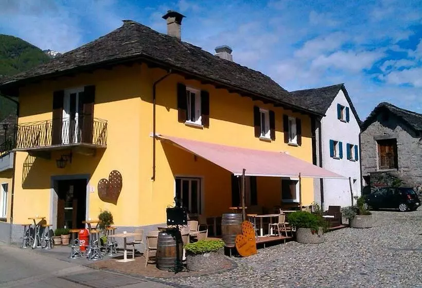 Retkeilymaja Locanda Poncini