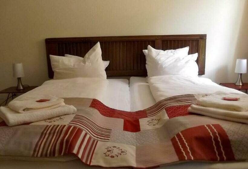 ユースホステル Locanda Poncini