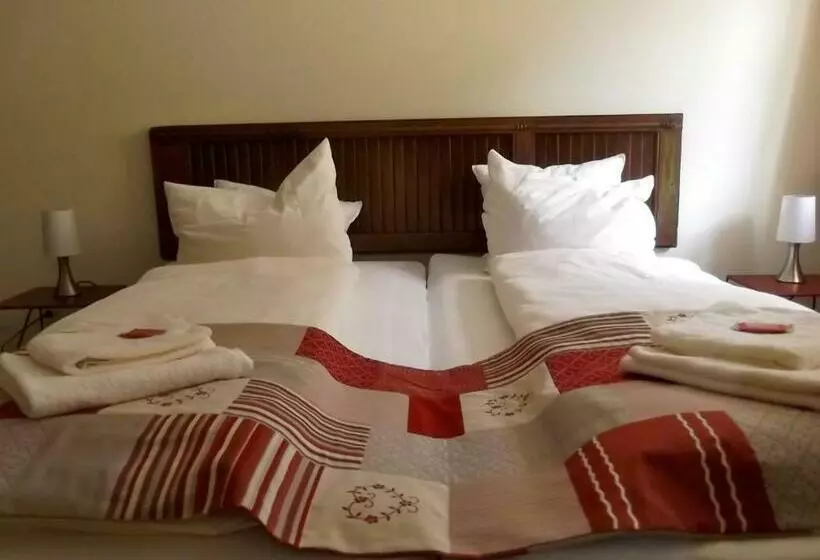 Retkeilymaja Locanda Poncini