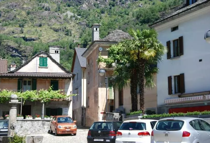 Retkeilymaja Locanda Poncini