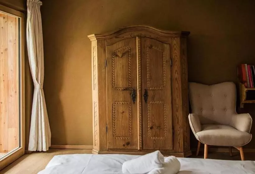 Aamiaismajoitus (B&B) Weingut Georgium