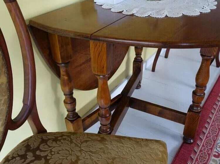 ベッドアンドブレックファースト Winston Cottage