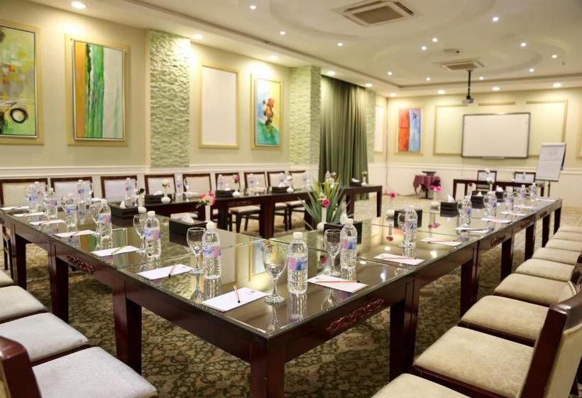 Отель Alazhar Palace