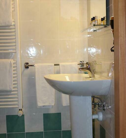 בית מלון כפרי Caneo