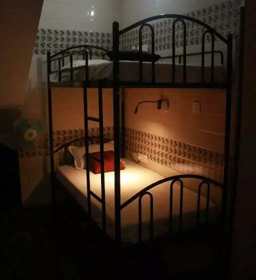 Hôtel First In