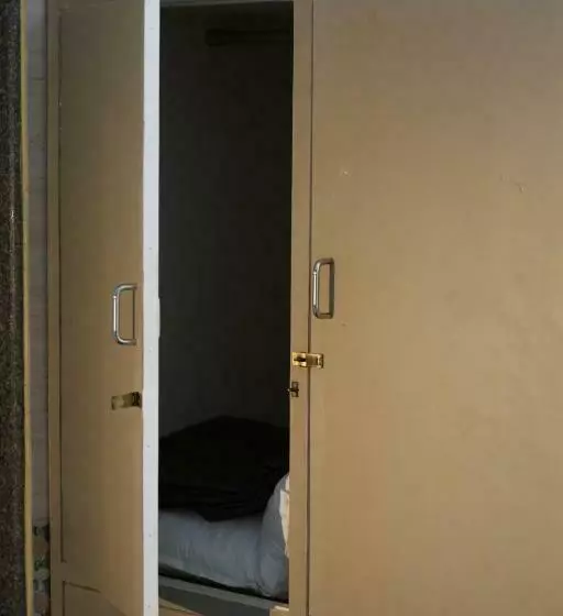Hôtel First In