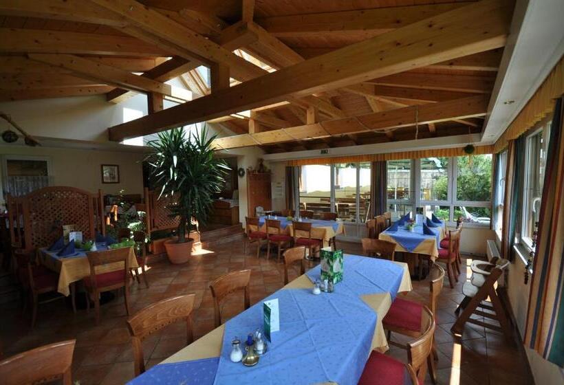 בית מלון כפרי Gasthof Zum Kramer