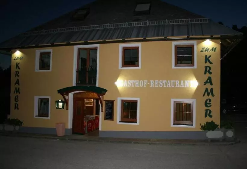 Hotelli Gasthof Zum Kramer