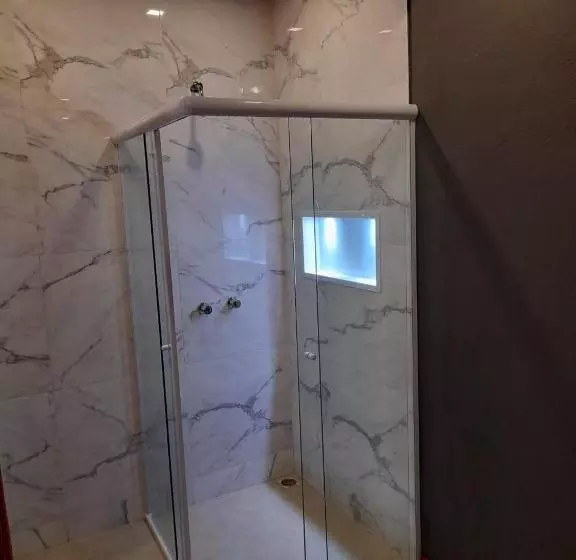 پانسیون Pousada Kalanchoê