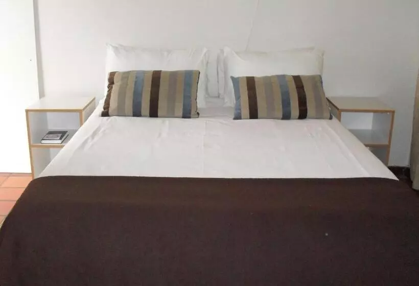 Majatalo Juffroushoogte Gaste Plaas