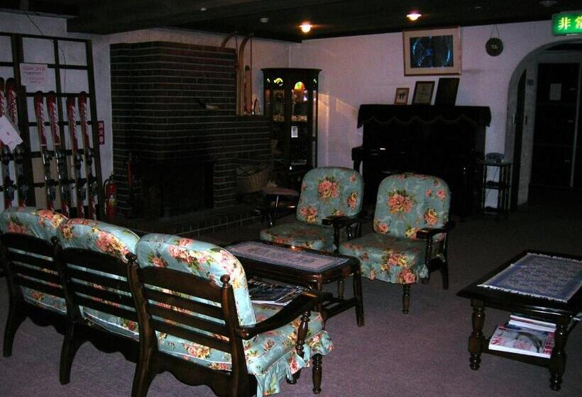 הוסטל Weisser Hof Happei