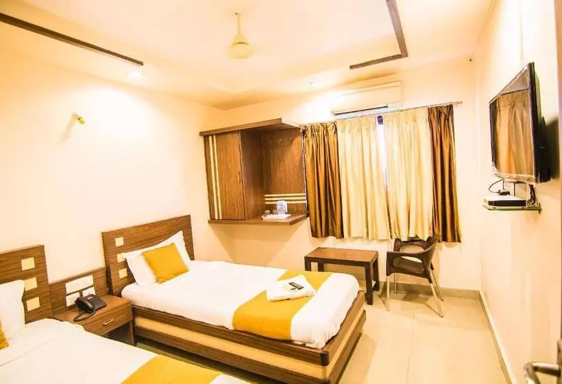 ホテル Cannystay Sree Residency
