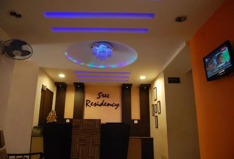 ホテル Cannystay Sree Residency