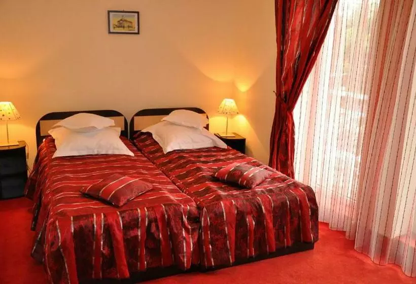 Hotelli Golden Beach