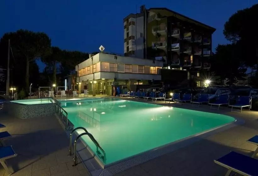 Hotelli Majestic