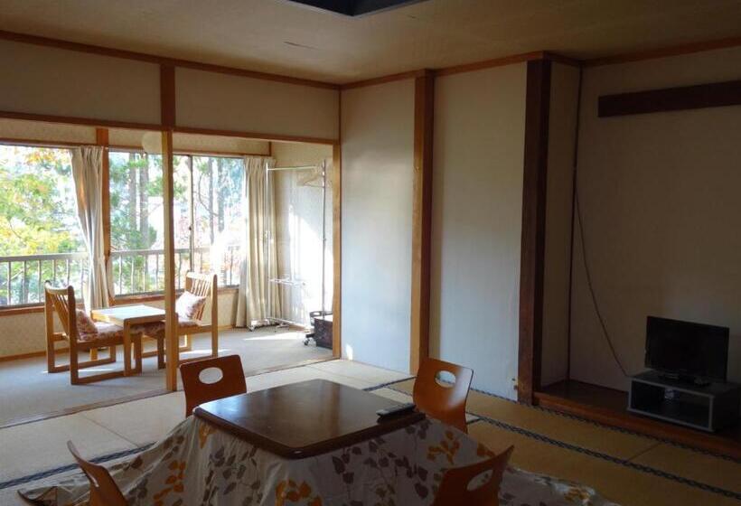 Oomukou Ryokan