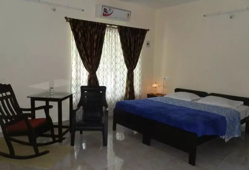 ペンション Aldrin Guest House