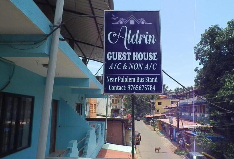 Pension (Hôtel basse catégorie) Aldrin Guest House