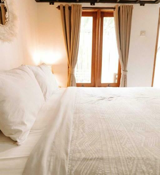 膳宿费 Loka Surf & Fitness Lodge