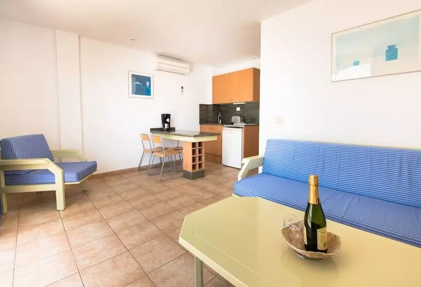 Apartamentos Karina
