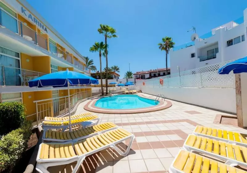 Apartamentos Karina