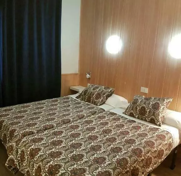 Отель Comapedrosa