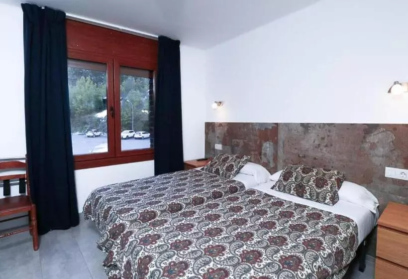 Отель Comapedrosa