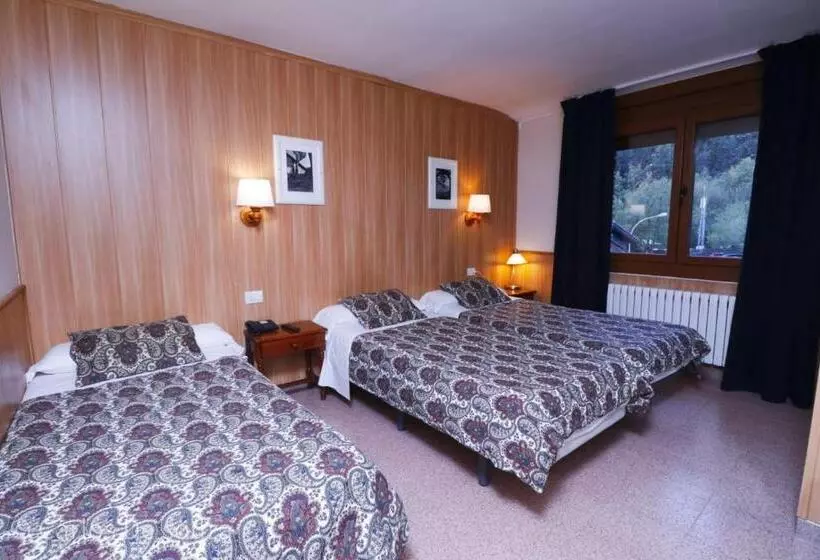 Отель Comapedrosa