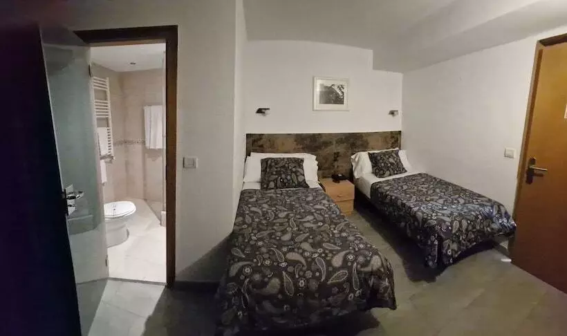 Отель Comapedrosa