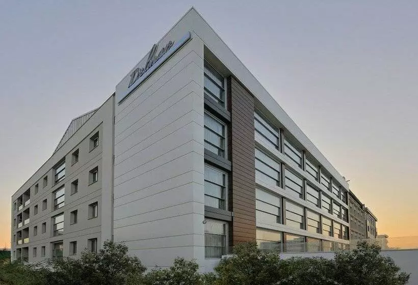 בית מלון כפרי Delmar Suites & Residence