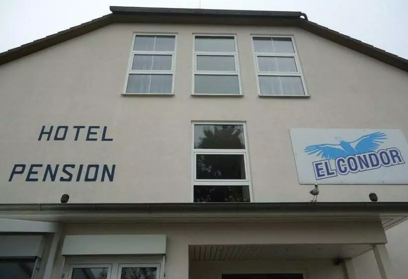 Hotel El Condor