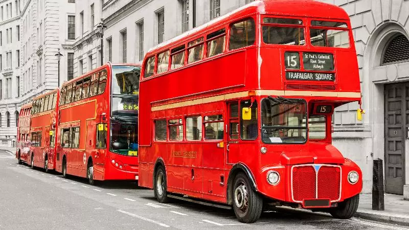 בית מלון כפרי Holiday Inn Express London Gatwick Crawley By Ihg