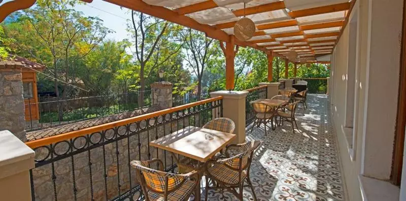 Perdikia Hill Hotel And Villas