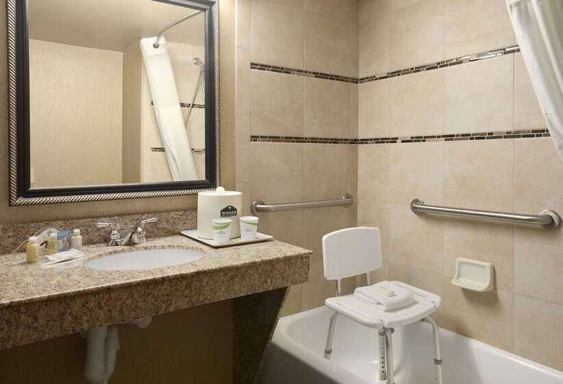 فندق Wingate By Wyndham Little Rock