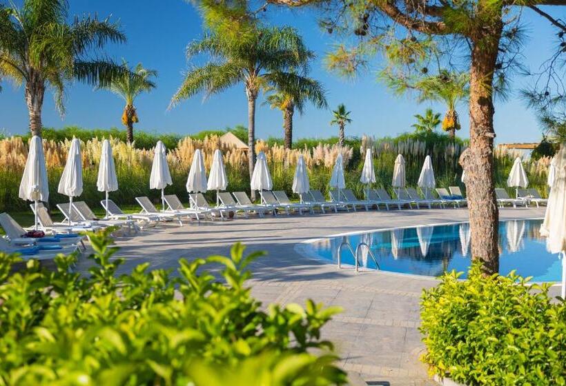 Sueno Hotels Beach Side