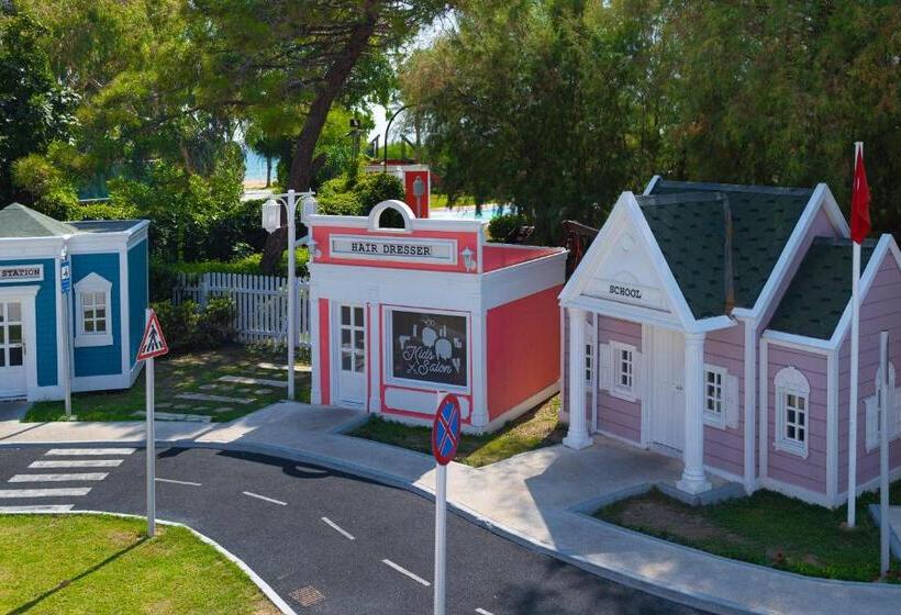 Sueno Hotels Beach Side