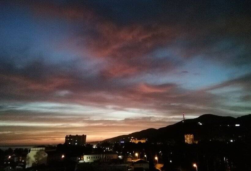 هتل Alles Guesthouse