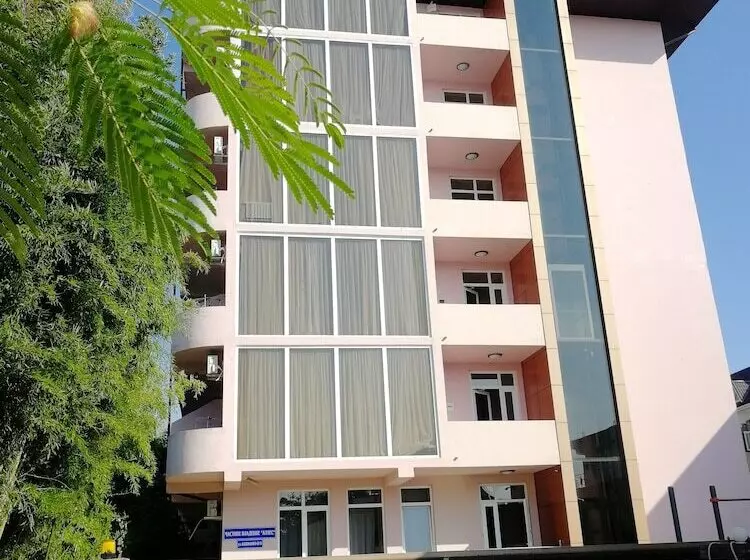 Hotelli Alles Guesthouse